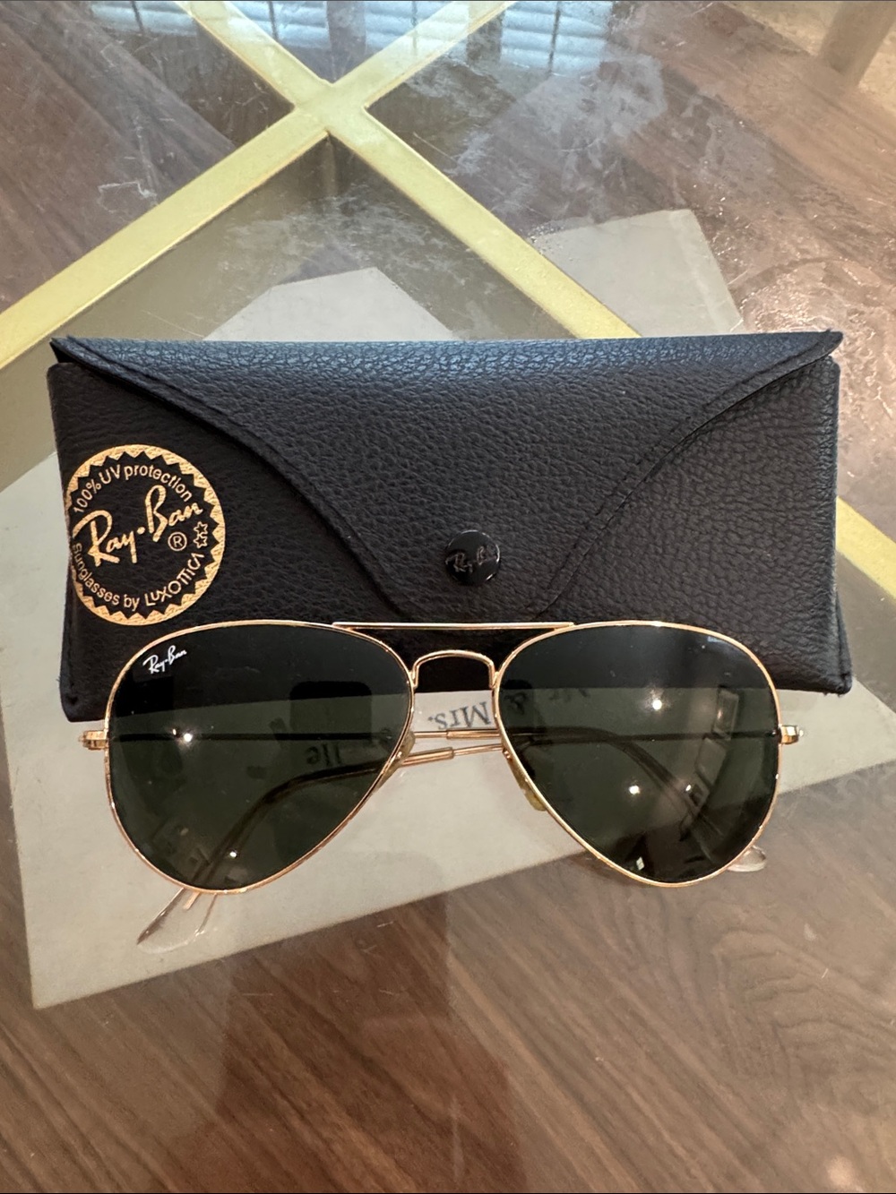 Ray-Ban Aviator Sunglasses - Gold Frame  Black Case included